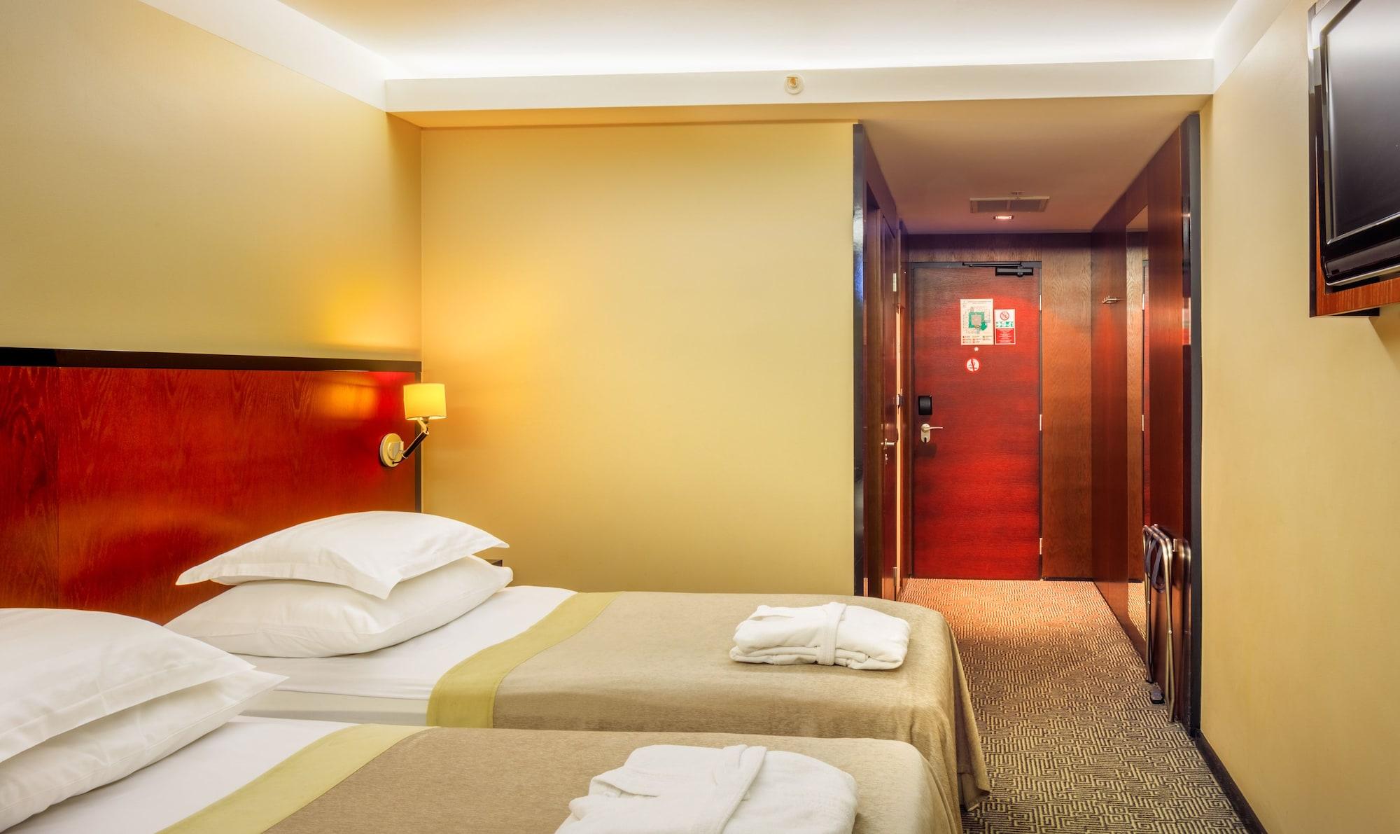 Meresuu Spa & Hotel Нарва-Йиесуу Екстер'єр фото