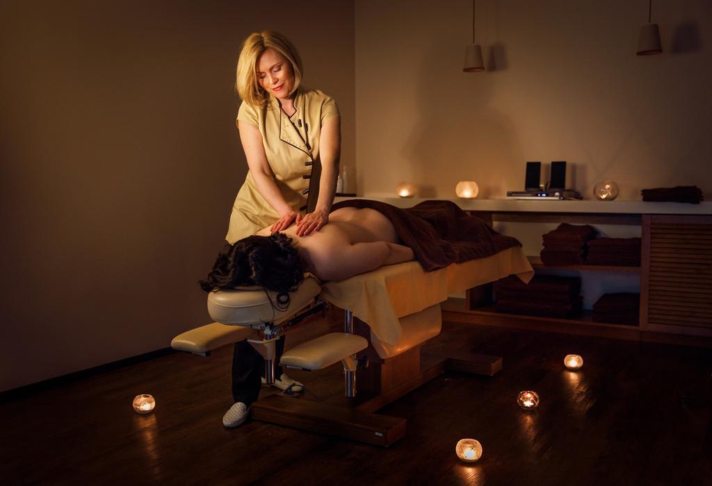 Meresuu Spa & Hotel Нарва-Йиесуу Екстер'єр фото